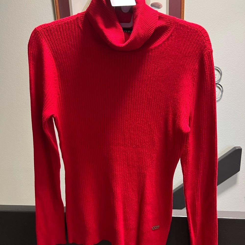 DKNY Vibrant Red Cowl Neck Sweater Size Small #228DO